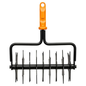 Аэратор Fiskars OneClick (1080688)